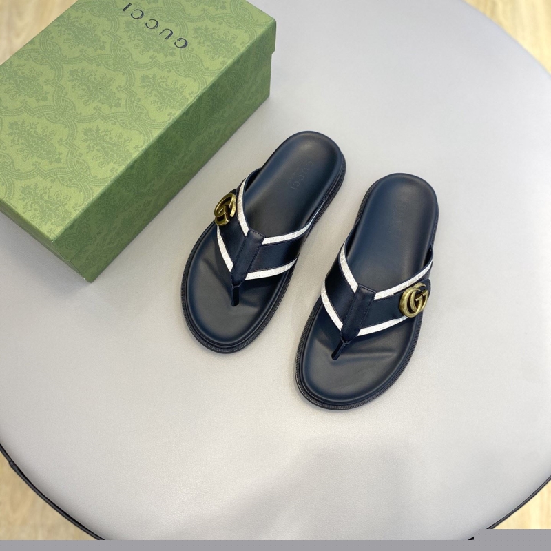 G*u*i slippers